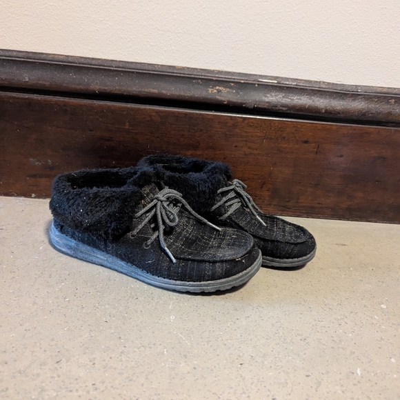 Hey Dudes Size 8 - Picture 3 of 3